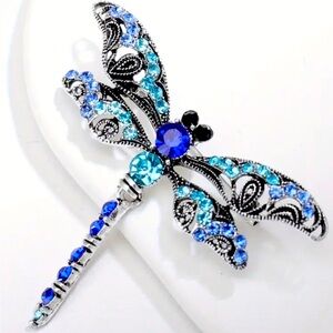 New Fashion Creative and Smart Dragonfly Brooch NWT UNIQUE & DETAILED DESIGN